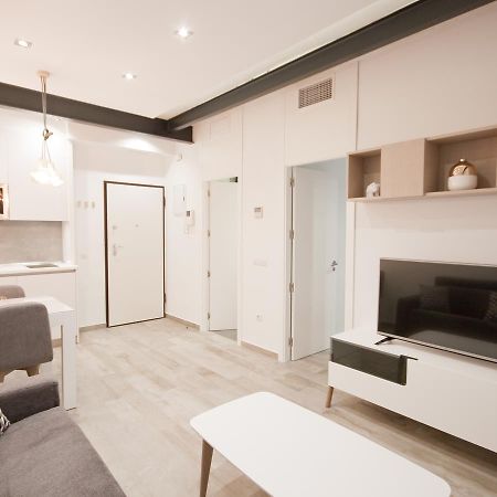 Apartamento Nuevo Y De Lujo En Puerta Del Sol マドリード エクステリア 写真