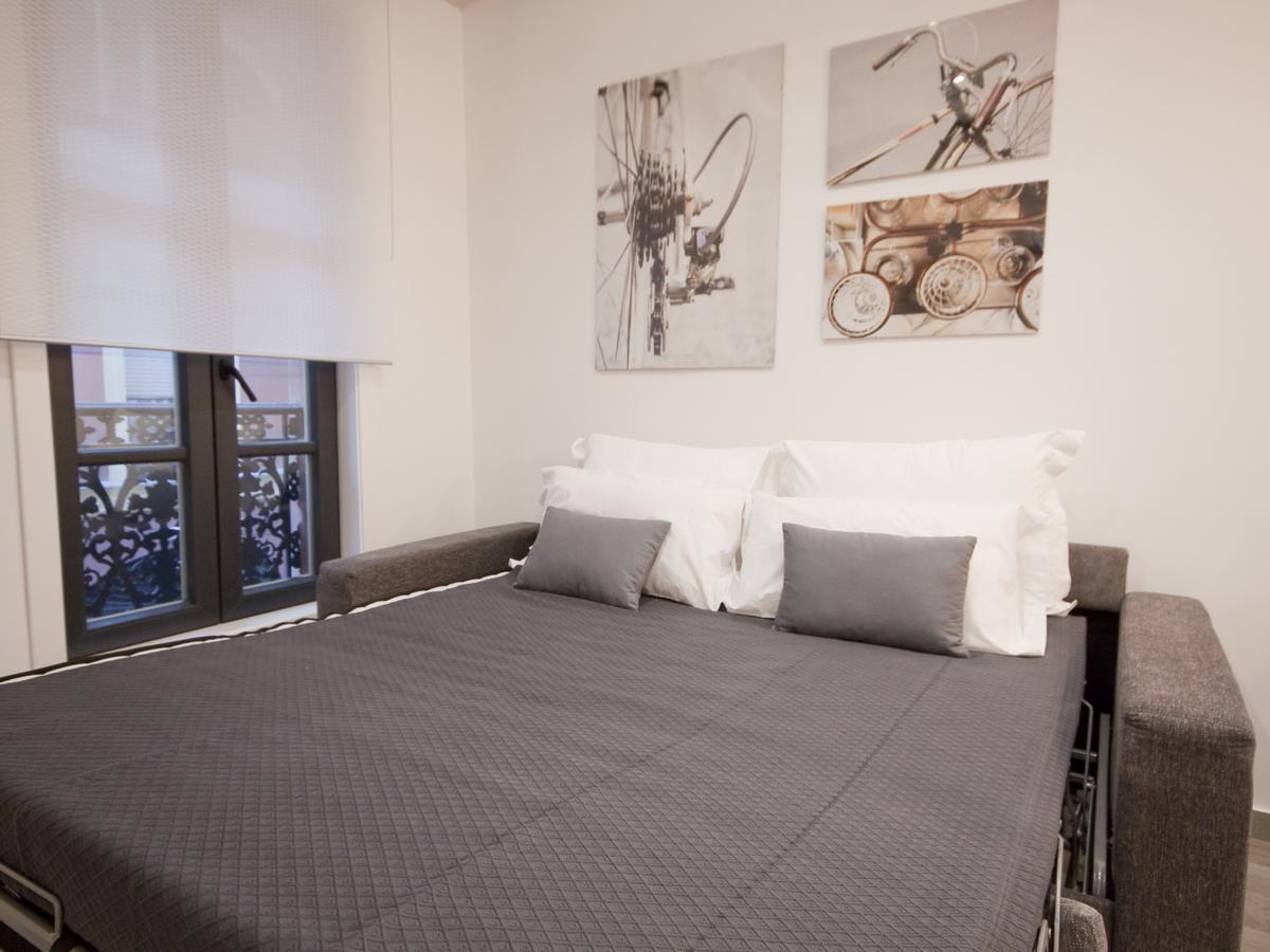 Apartamento Nuevo Y De Lujo En Puerta Del Sol マドリード エクステリア 写真