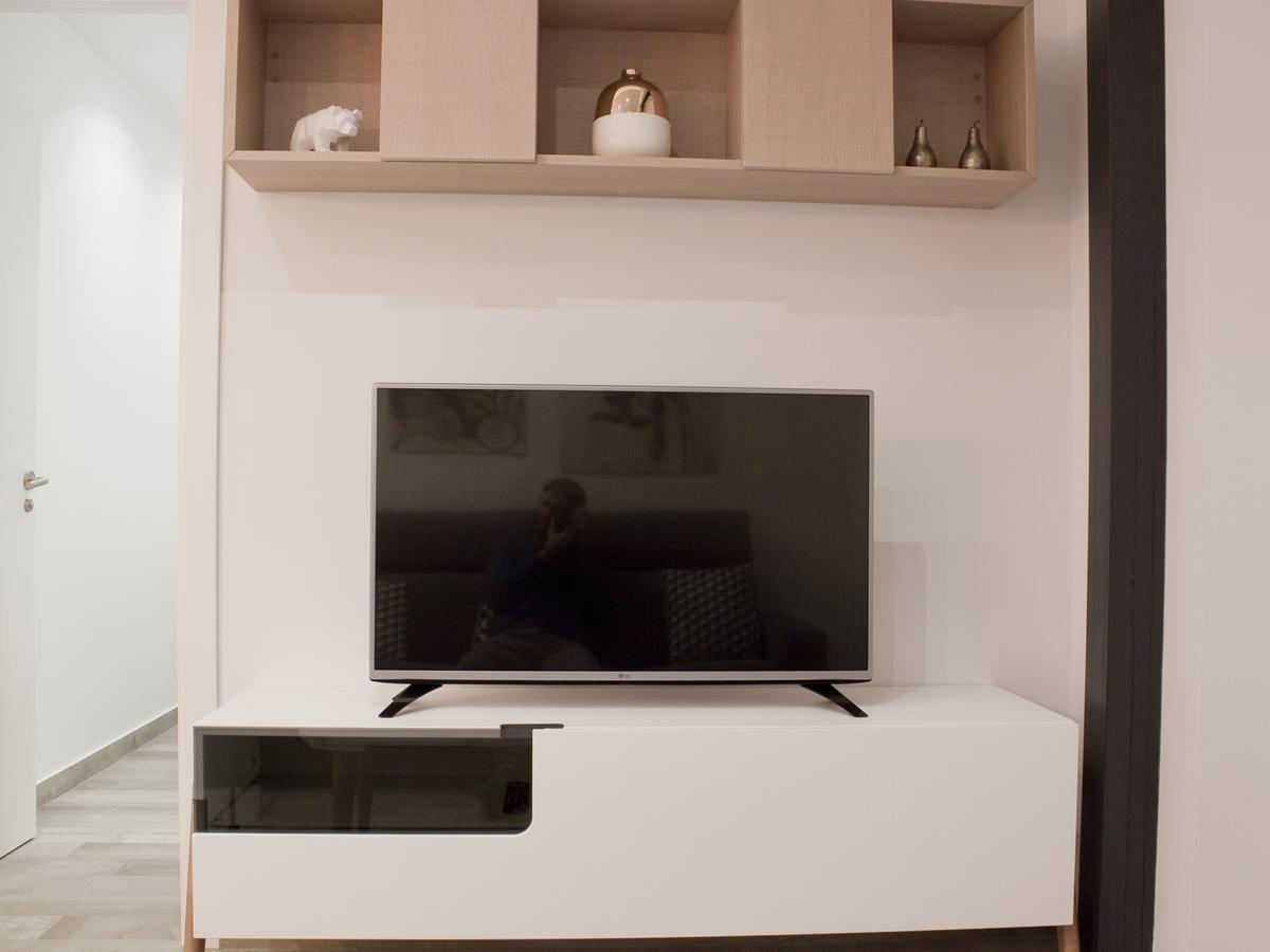 Apartamento Nuevo Y De Lujo En Puerta Del Sol マドリード エクステリア 写真