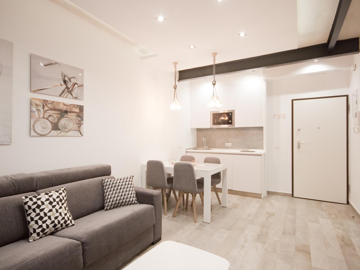 Apartamento Nuevo Y De Lujo En Puerta Del Sol マドリード エクステリア 写真
