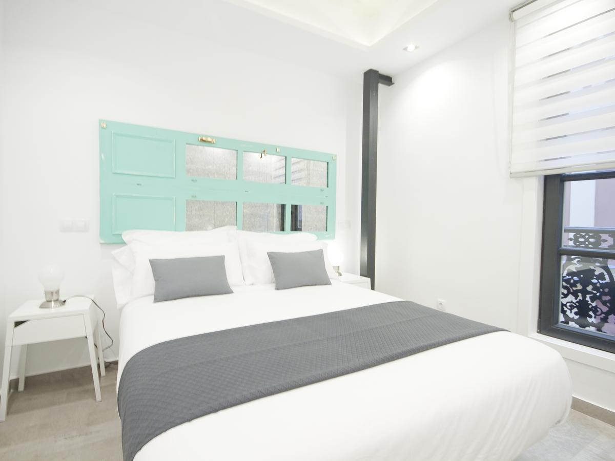 Apartamento Nuevo Y De Lujo En Puerta Del Sol マドリード エクステリア 写真